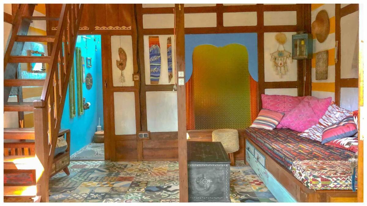 Ferienwohnung Surf Joglo Uluwatu Exterior foto