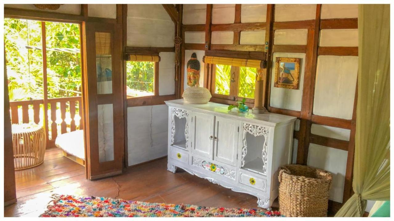 Ferienwohnung Surf Joglo Uluwatu Exterior foto